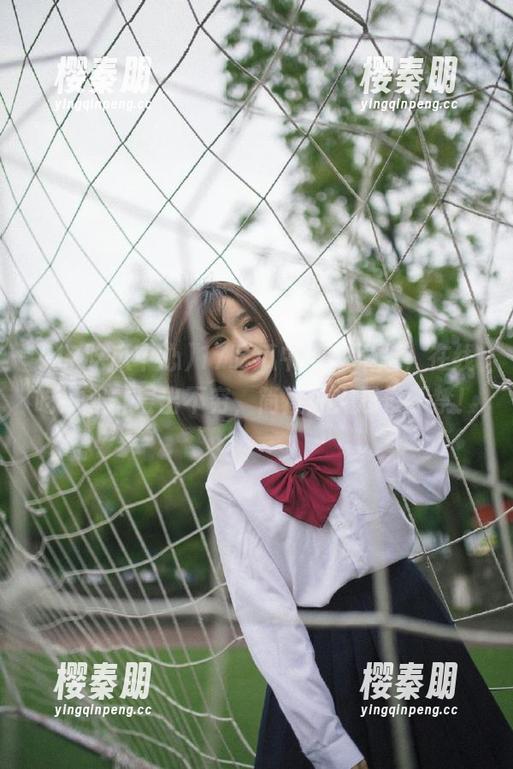 17吃瓜中心苹果版，在线吃瓜趣事层出不穷，简直让人忍俊不禁！