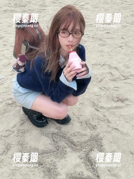 有链接的地方就有黑料，“51吃瓜”首页的黑色幽默，你们懂的，哈哈。