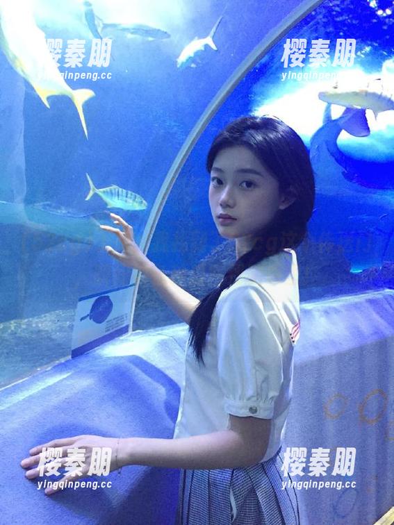 于是，我找到了52cg这个传送门，瞬间被各种瓜塞到脑袋里！