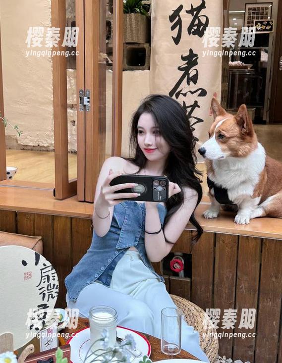 cgw 吃瓜不费力,“cgw”带你感受永久的八卦时光!