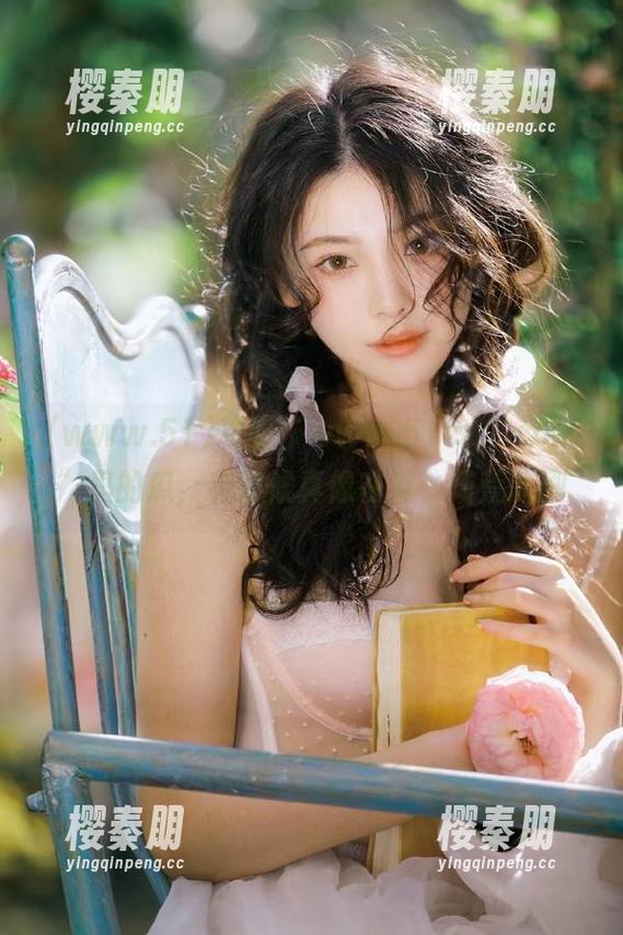 观看“www.51cg1.com”里的瓜，有时候真像在看一场荒诞剧