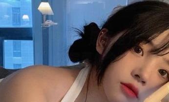 “网址”是不是只会发光？“www51”偏偏要做个黑暗骑士！