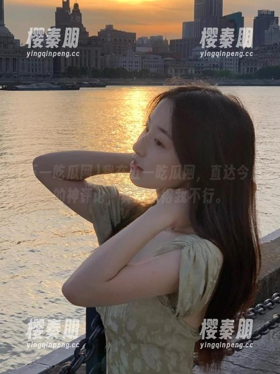 我在五一吃瓜网，直达今日的神评论，真的乐得我不行。