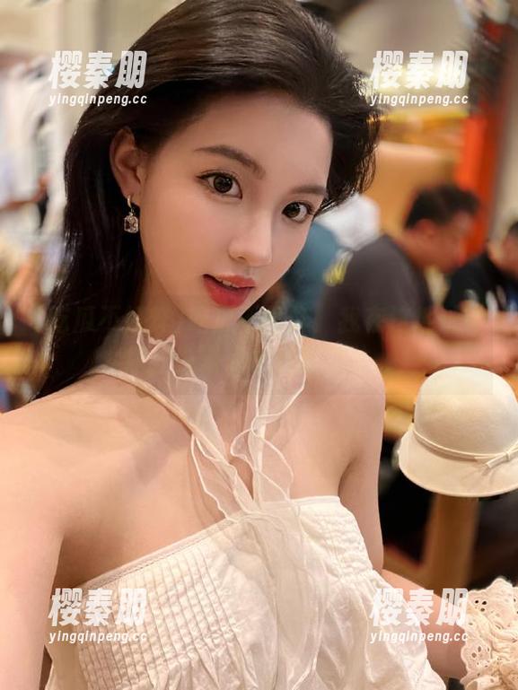 吃瓜不打烊 吃瓜不打烊:我在这地址等你,少喝点水以防憋住。