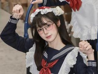 吃瓜导航的传送门好像只会把我送回无尽的八卦循环。
