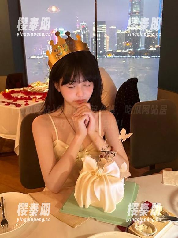 吃瓜网站 免费吃瓜这么难,吃瓜网站居然打不开,心累啊!