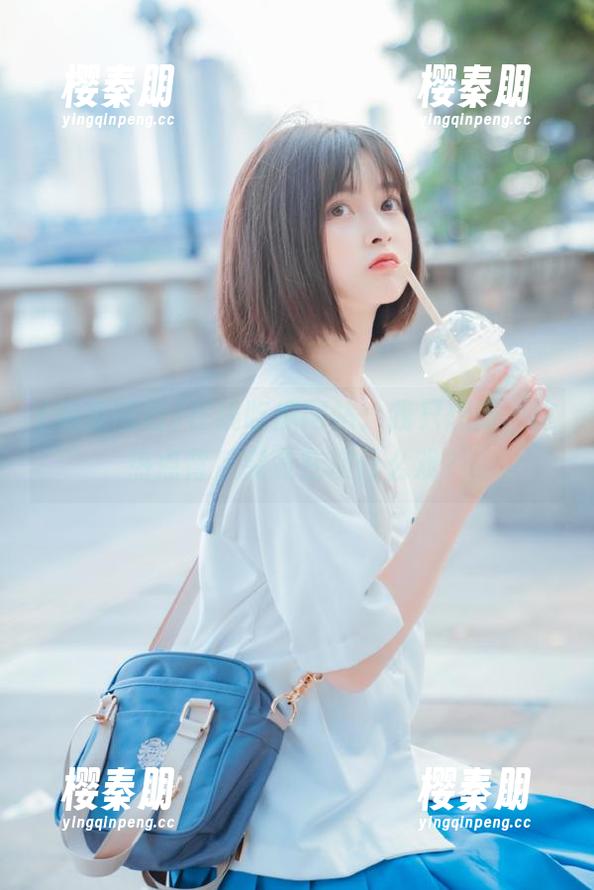 在线吃瓜网站：我只想问，这热点背后究竟在演什么戏？