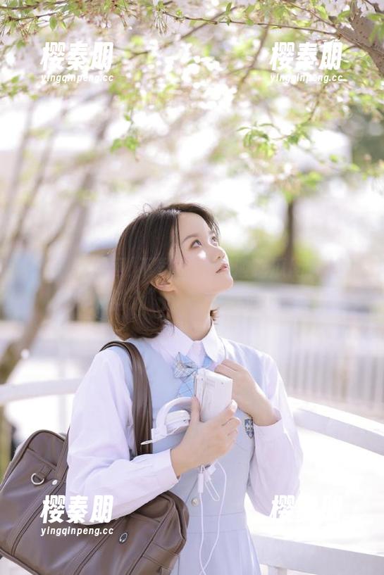 下载ppc泡泡吃瓜网，加入“吃瓜群众”：承包你的好奇心！