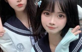 网曝吃瓜，免费的八卦信息铺天盖地，赶紧扫码！