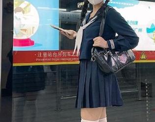 zzzttt03黑料不打烊传送门，打开就能看到隔壁阿姨的新爱恨情仇？
