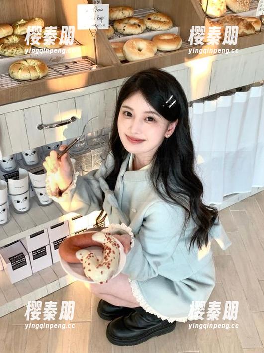 黑料吃瓜 有趣的黑料就在官网,别等了快下载黑料吃瓜!