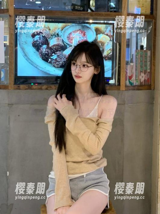 反差妹的资料库真丰富，黑料正能量这是放大招的节奏？