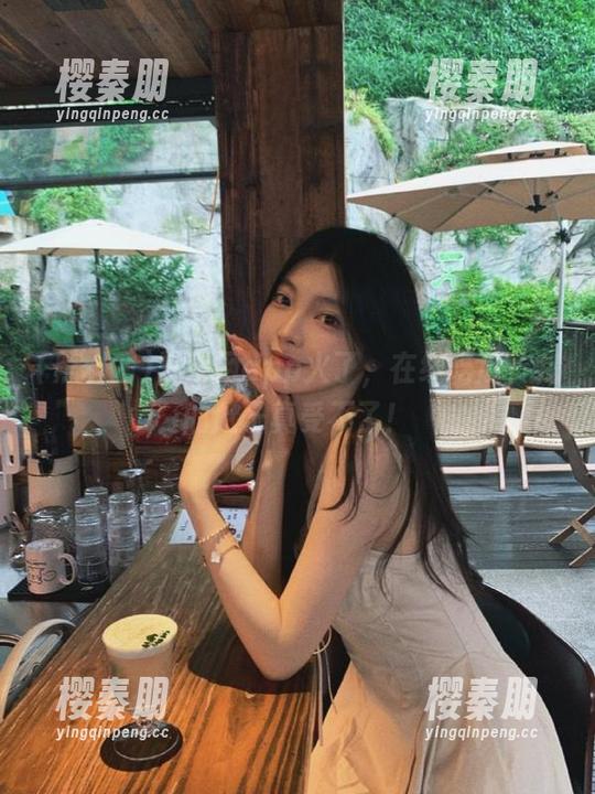 黑料网app火了，在线吃瓜，我的肚子真受不了！